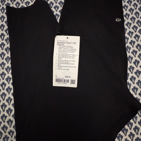 Lululemon NWT lululemon Align™ High-Rise Pant 25" Black - Picture 6 of 8